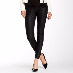 A399 Elie Tahari skinny Jeans 28 Black Waxed Zipper detail